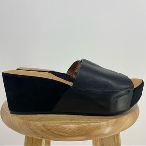 Gentle Souls by Kenneth Cole Women Forella Platform Slides Mules Black